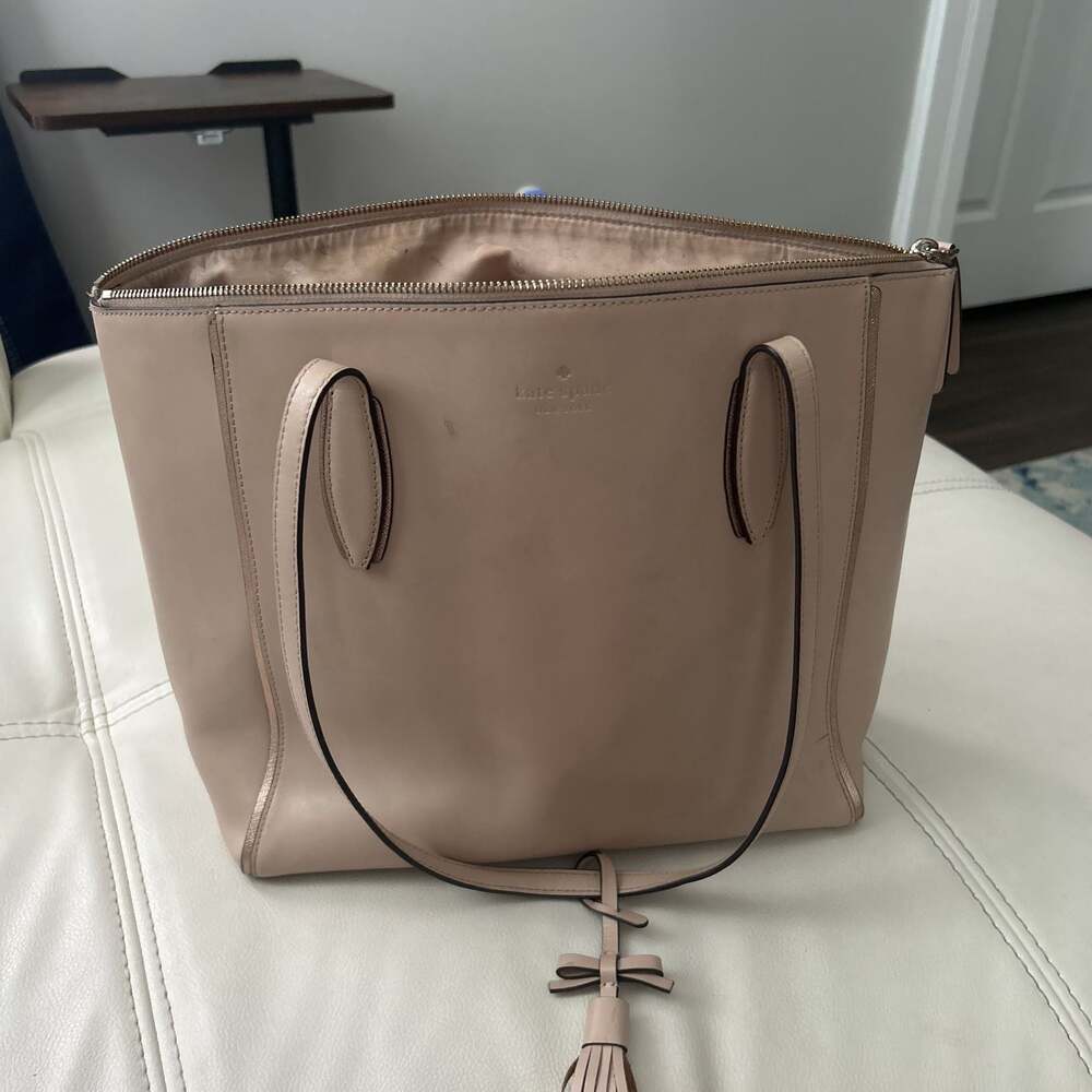 Kate Spade New York Dana Saffiano PVC Warm Beige Large Tote Bag